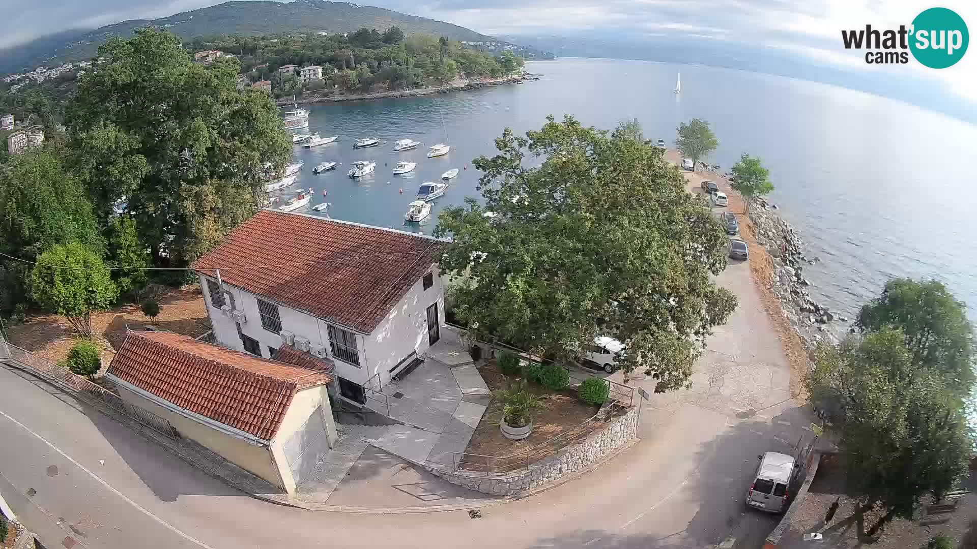 Ika Harbor Webcam – LIVE View of the Harbor and Opatija Lights