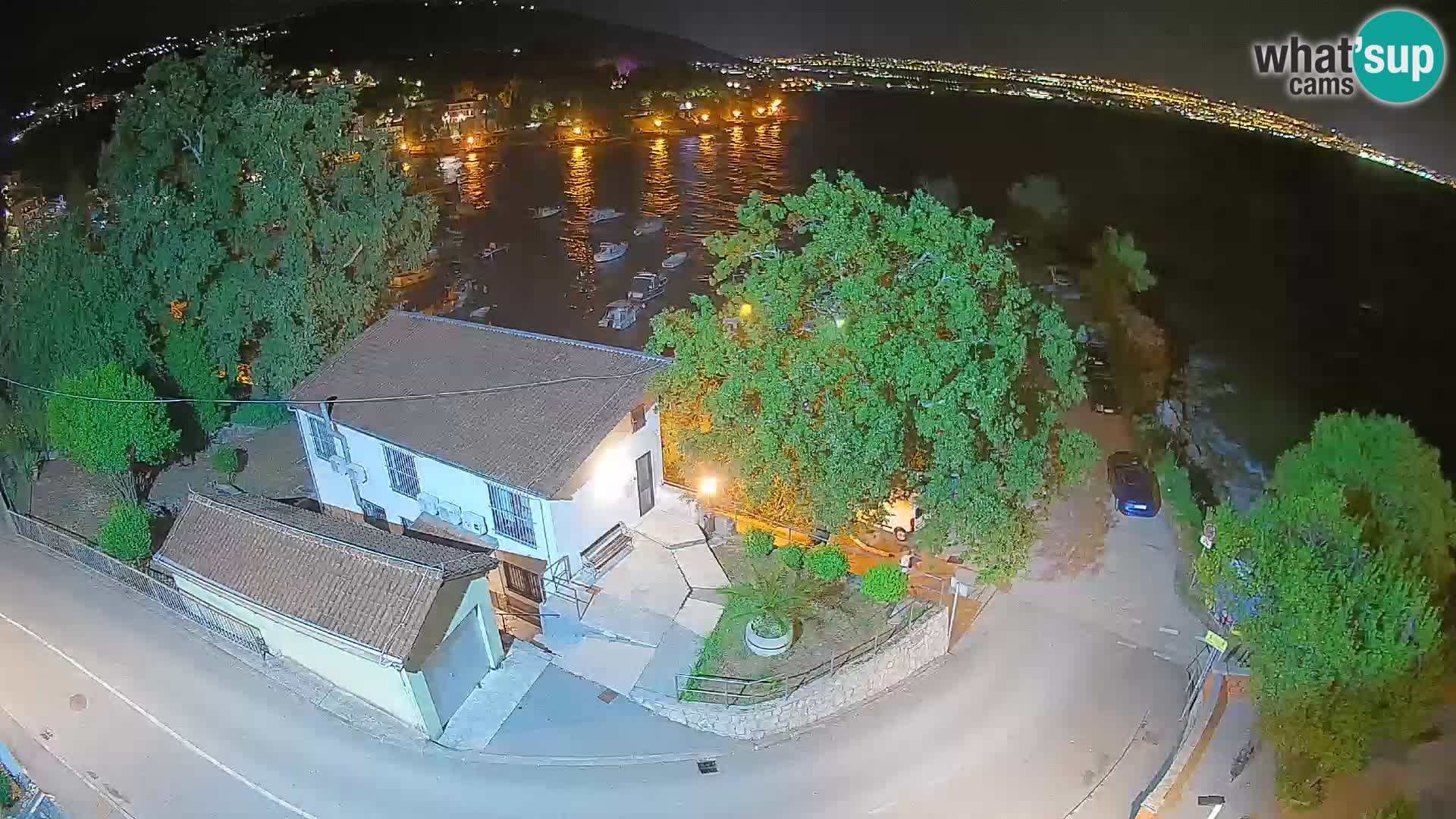Ika Harbor Webcam – LIVE View of the Harbor and Opatija Lights