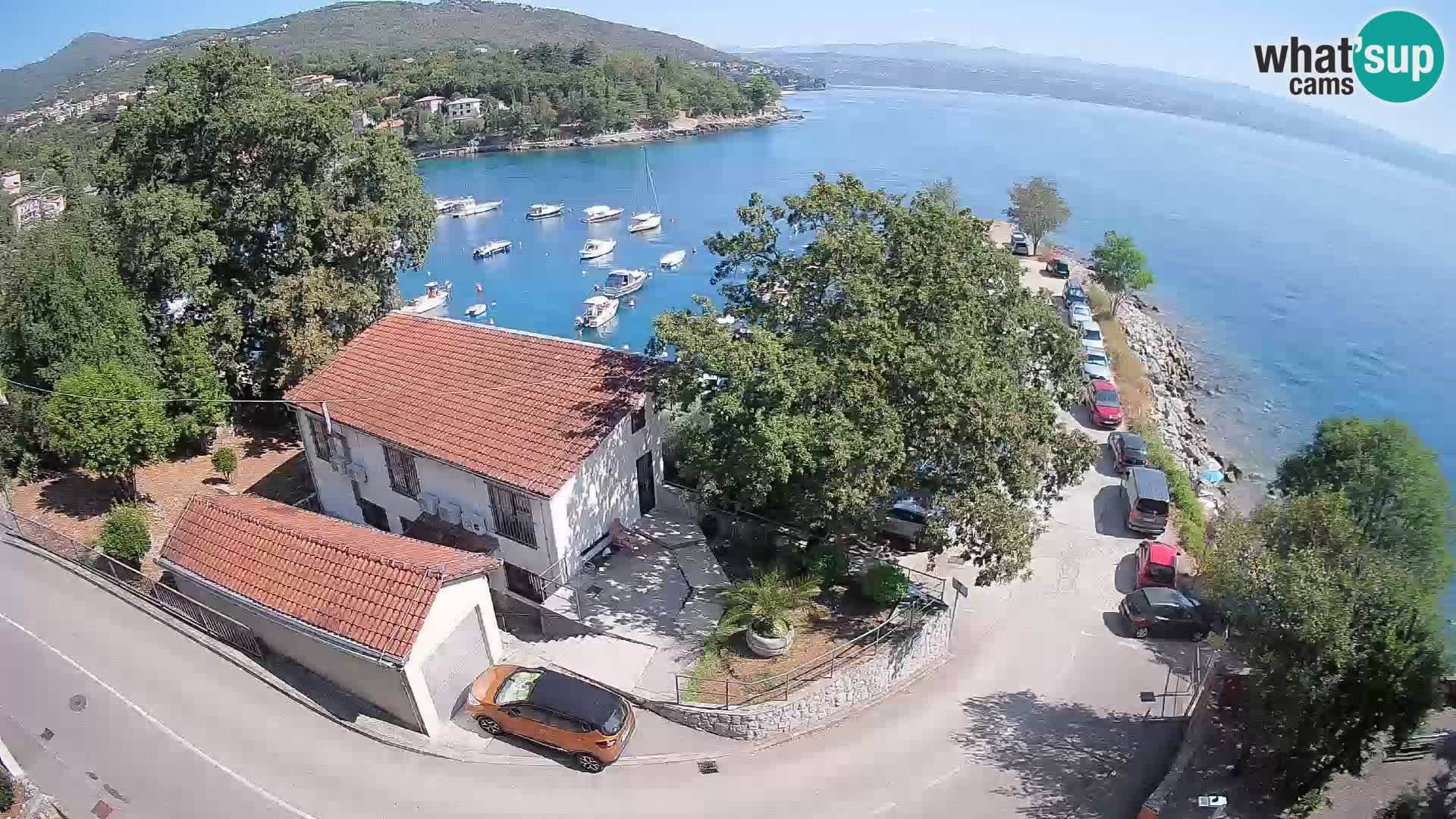 Ika Harbor Webcam – LIVE View of the Harbor and Opatija Lights