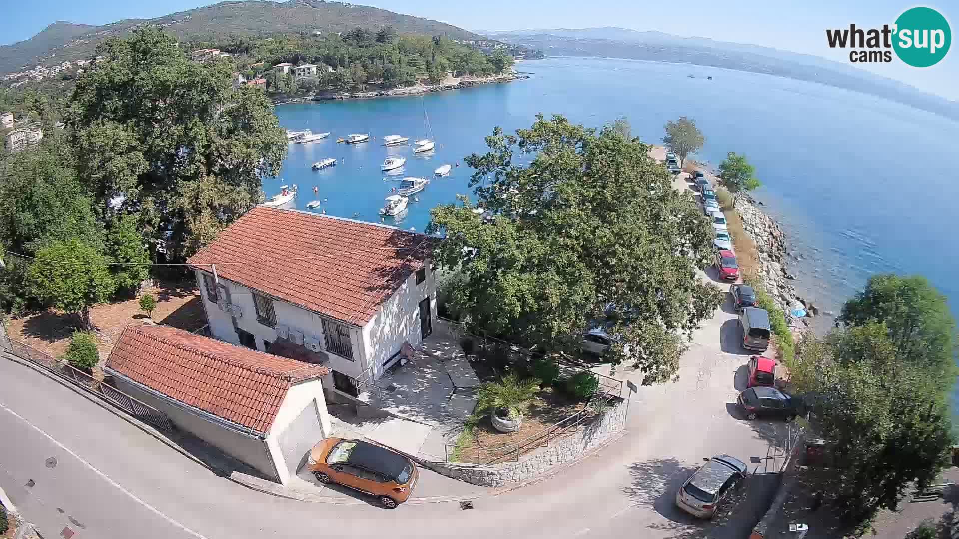 Ika Harbor Webcam – LIVE View of the Harbor and Opatija Lights