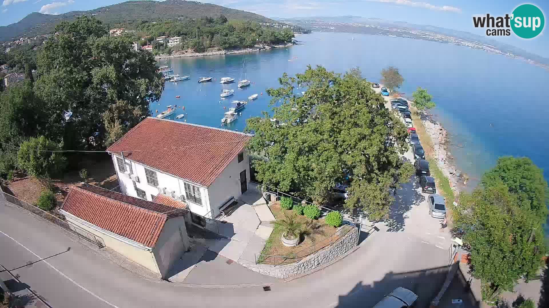 Ika Harbor Webcam – LIVE View of the Harbor and Opatija Lights