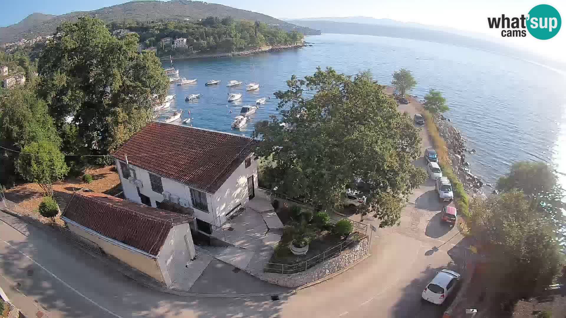 Ika Harbor Webcam – LIVE View of the Harbor and Opatija Lights