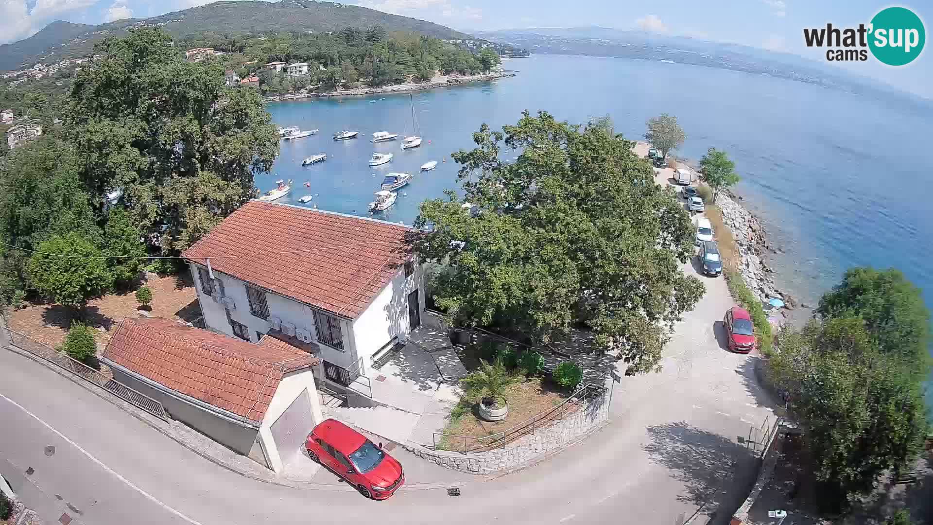 Ika Harbor Webcam – LIVE View of the Harbor and Opatija Lights