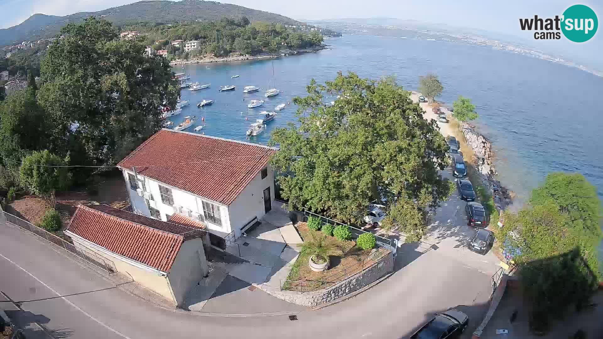 Ika Harbor Webcam – LIVE View of the Harbor and Opatija Lights