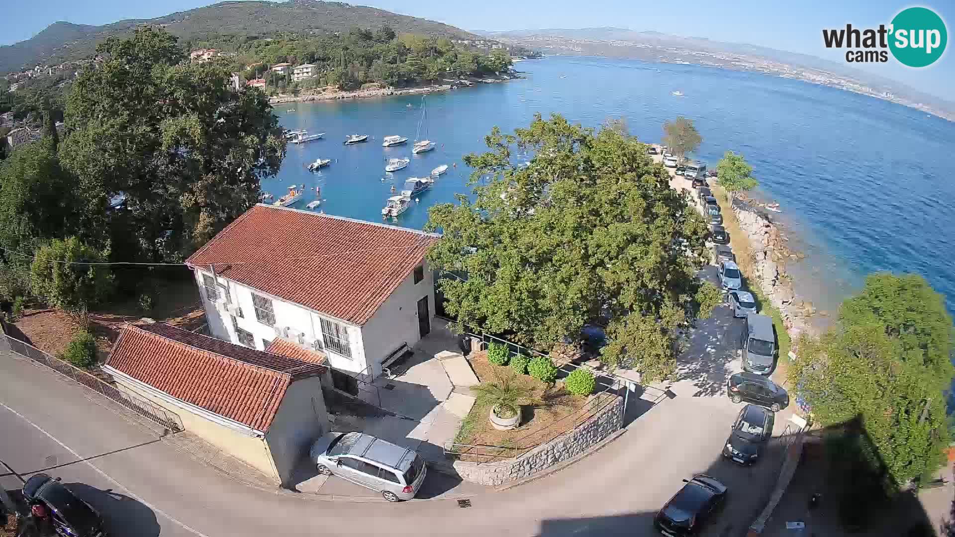 Ika Harbor Webcam – LIVE View of the Harbor and Opatija Lights