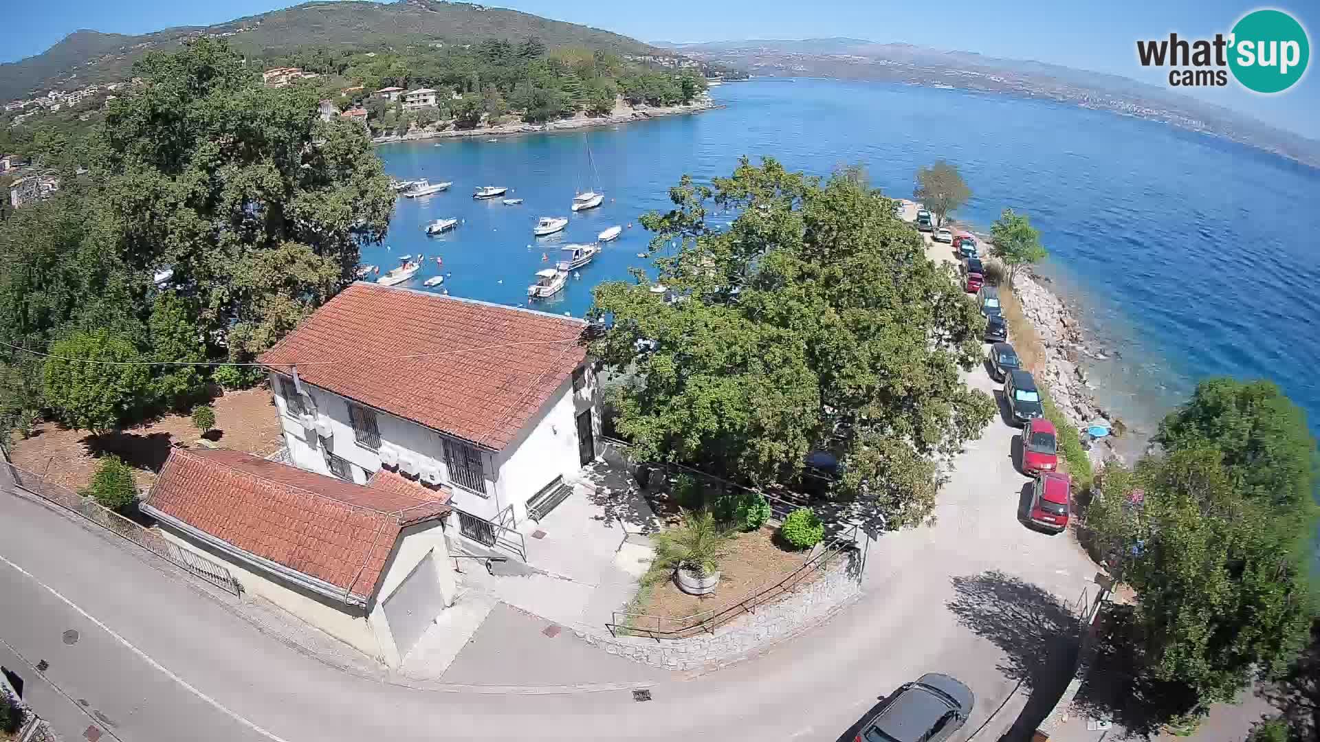 Web kamera luka Ika – Pogled uživo na luku i svjetla Opatije