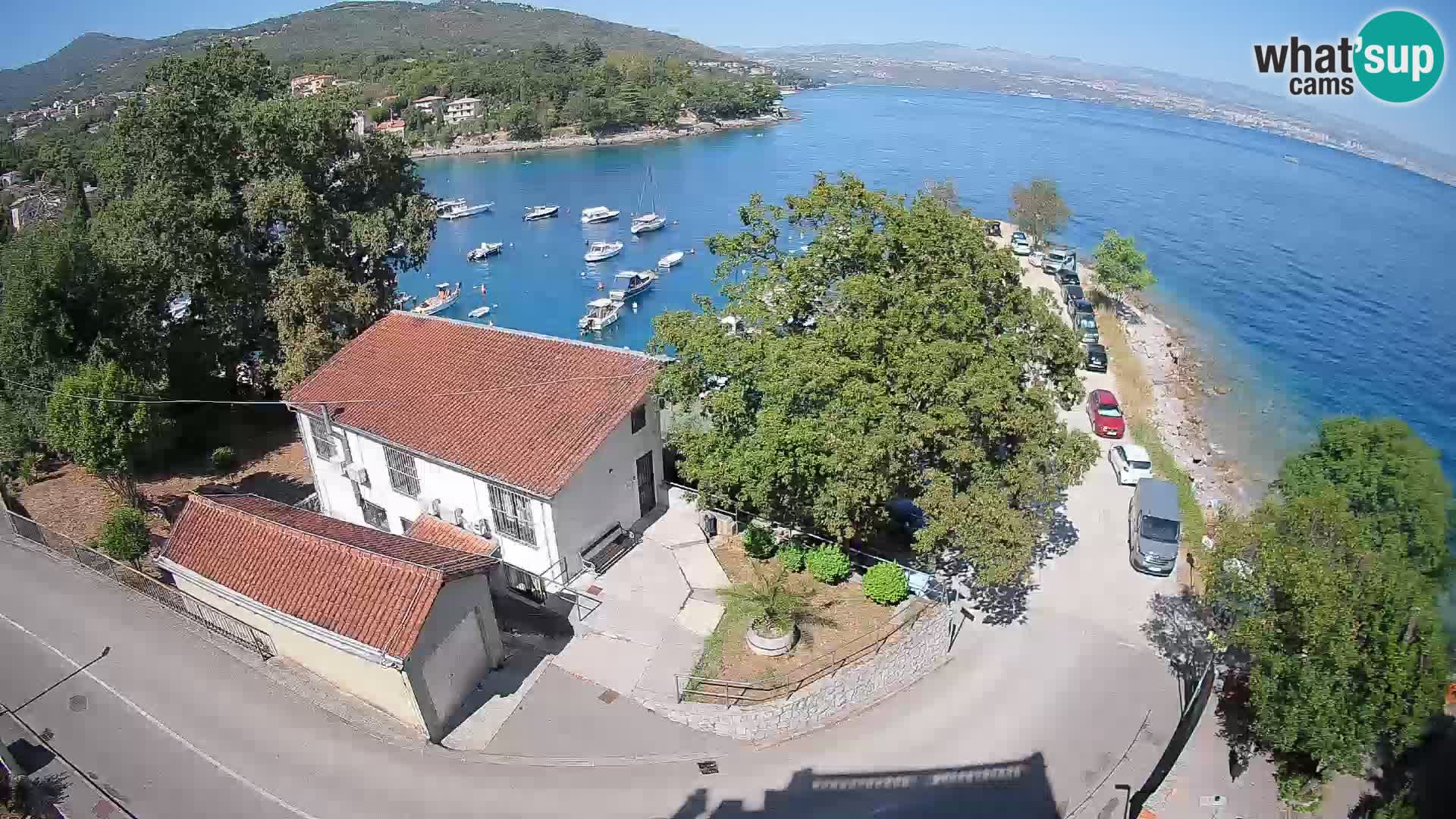 Ika Harbor Webcam – LIVE View of the Harbor and Opatija Lights