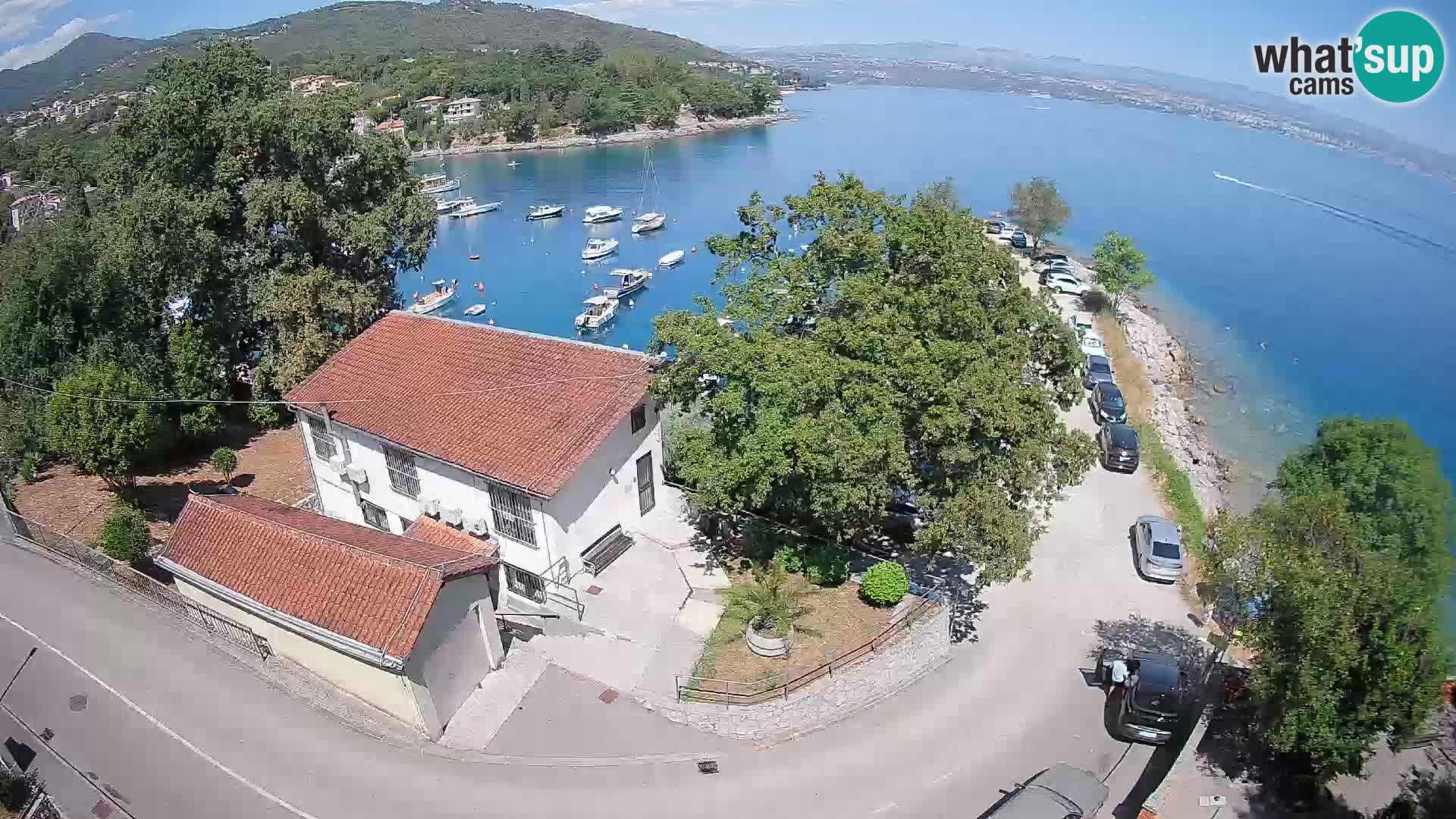 Ika Harbor Webcam – LIVE View of the Harbor and Opatija Lights