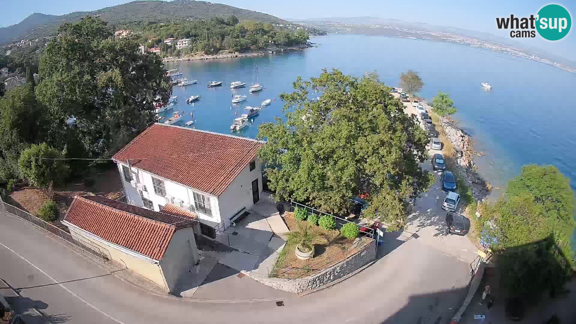 Ika Harbor Webcam – LIVE View of the Harbor and Opatija Lights