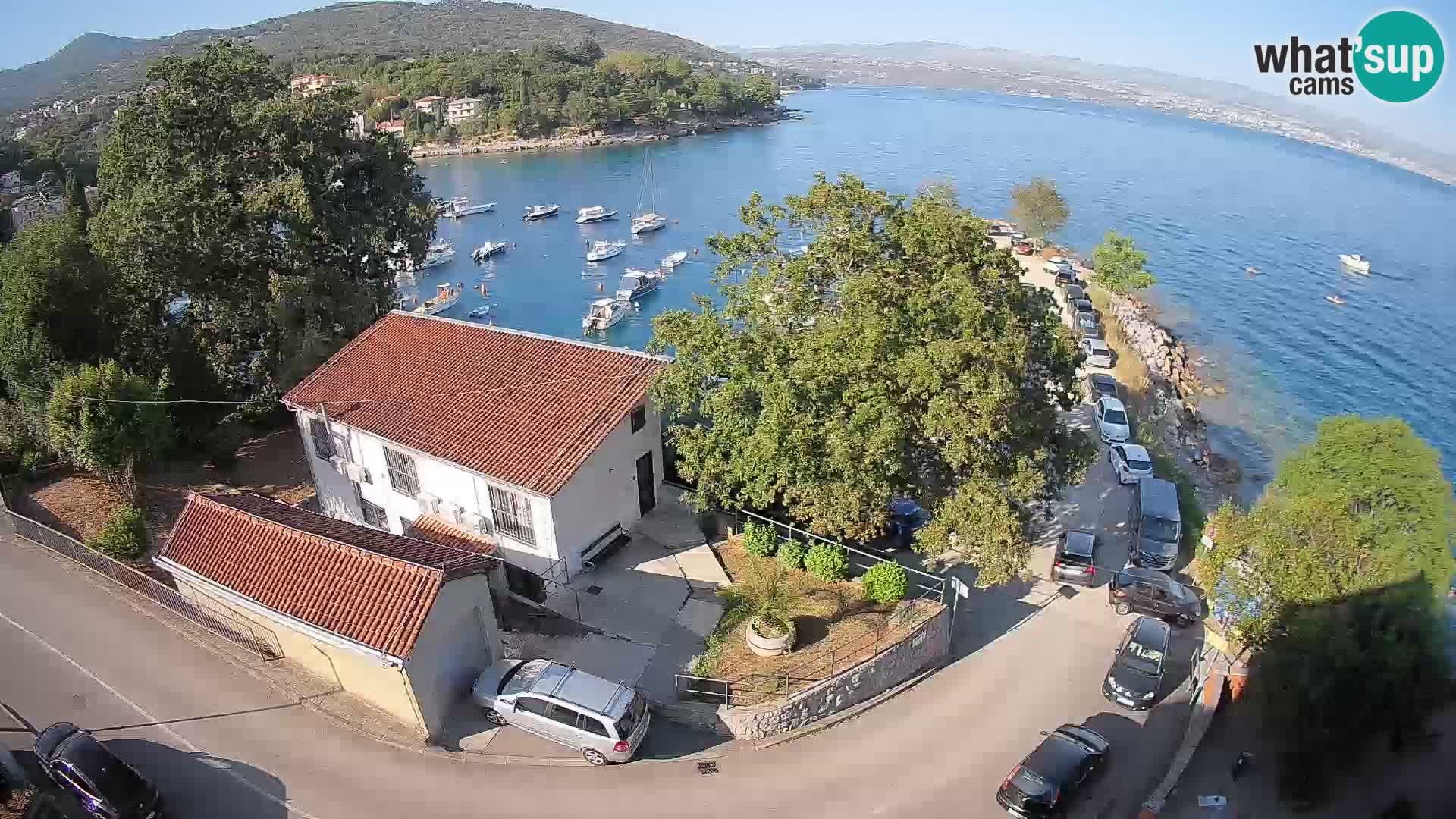 Ika Harbor Webcam – LIVE View of the Harbor and Opatija Lights