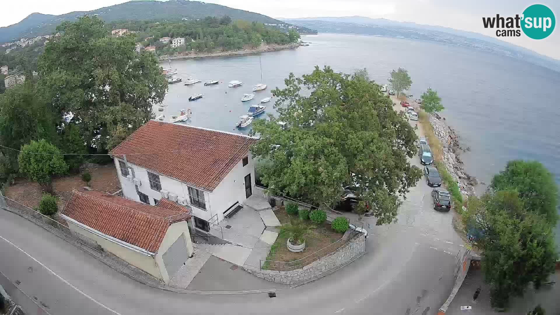 Ika Harbor Webcam – LIVE View of the Harbor and Opatija Lights