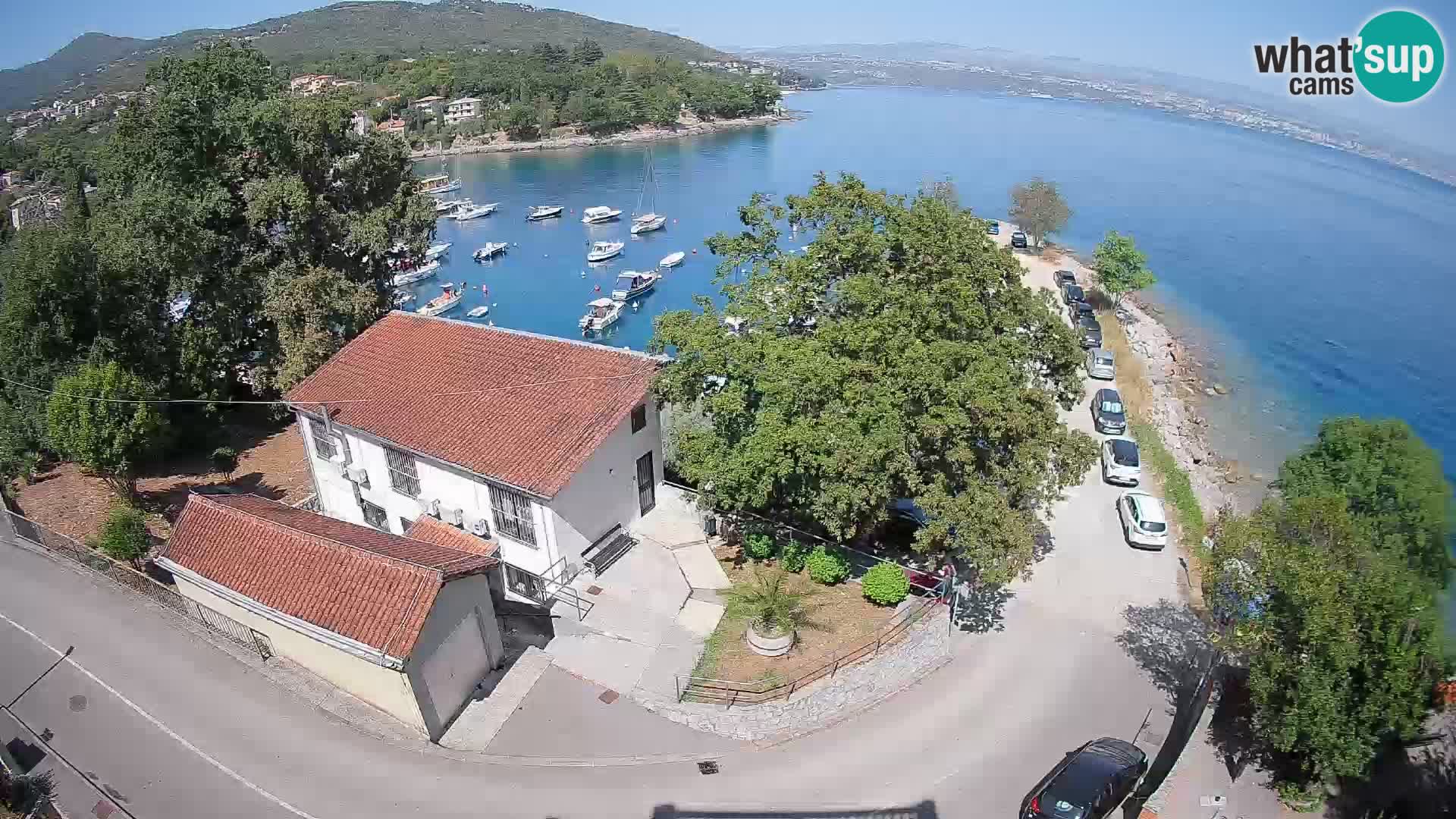 Ika Harbor Webcam – LIVE View of the Harbor and Opatija Lights