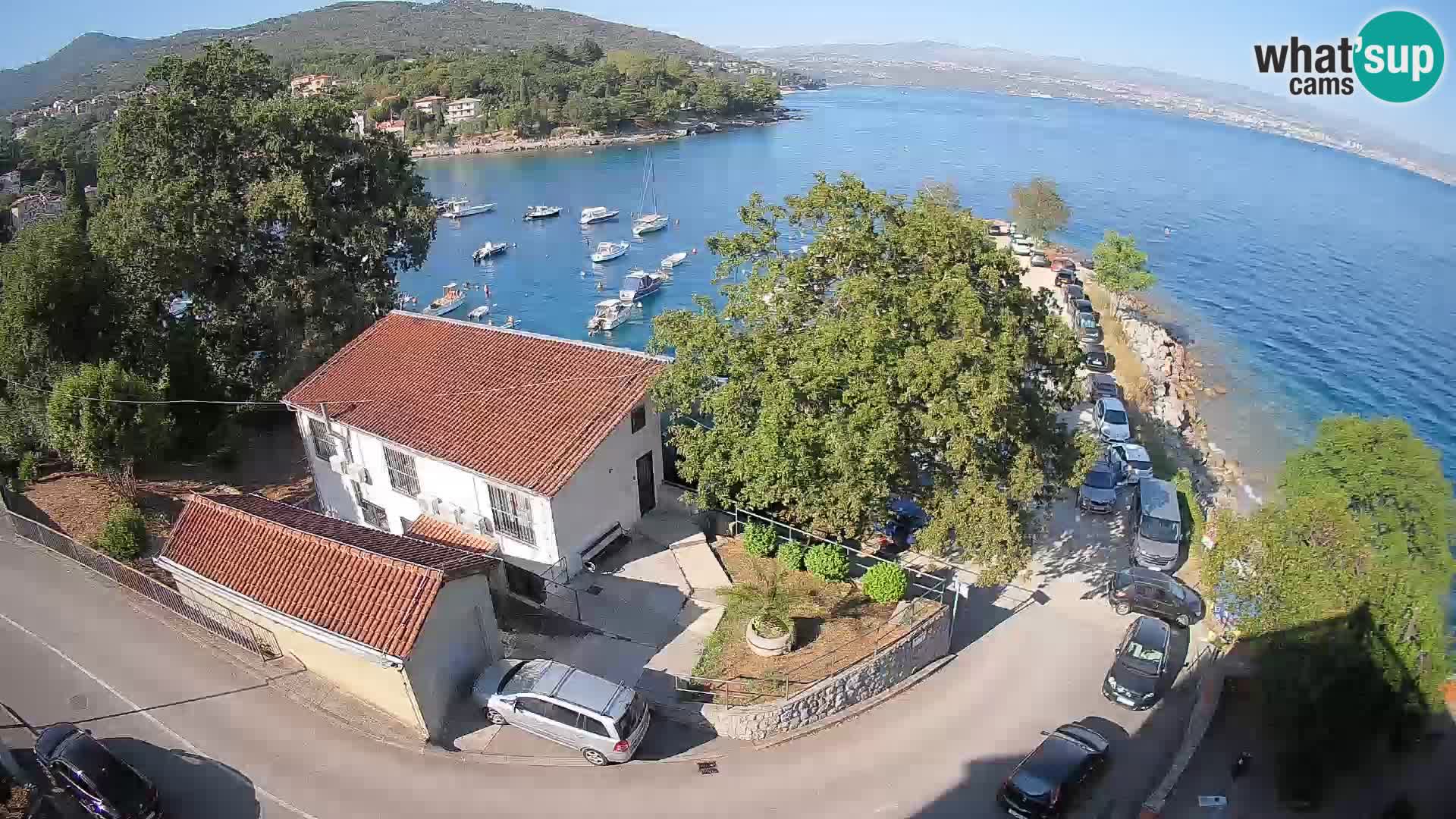 Ika Harbor Webcam – LIVE View of the Harbor and Opatija Lights