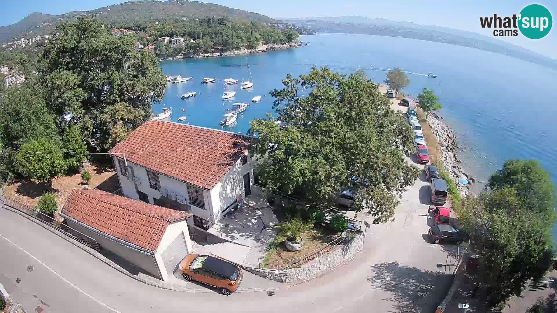 Ika Harbor Webcam – LIVE View of the Harbor and Opatija Lights