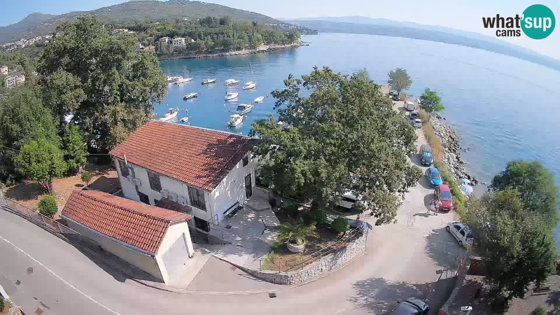 Ika Harbor Webcam – LIVE View of the Harbor and Opatija Lights