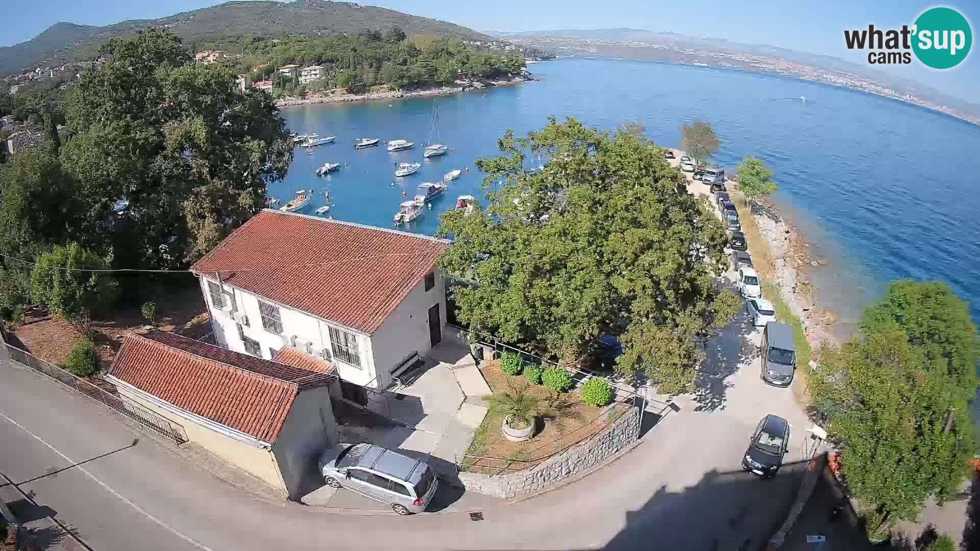 Ika Harbor Webcam – LIVE View of the Harbor and Opatija Lights