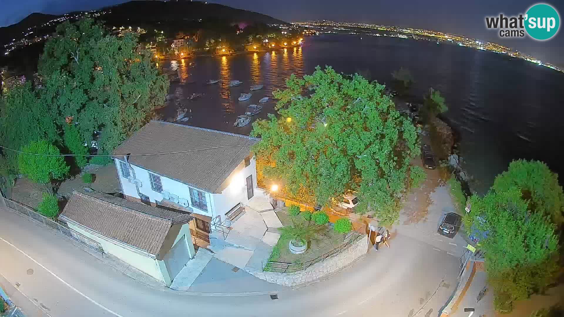 Ika Harbor Webcam – LIVE View of the Harbor and Opatija Lights