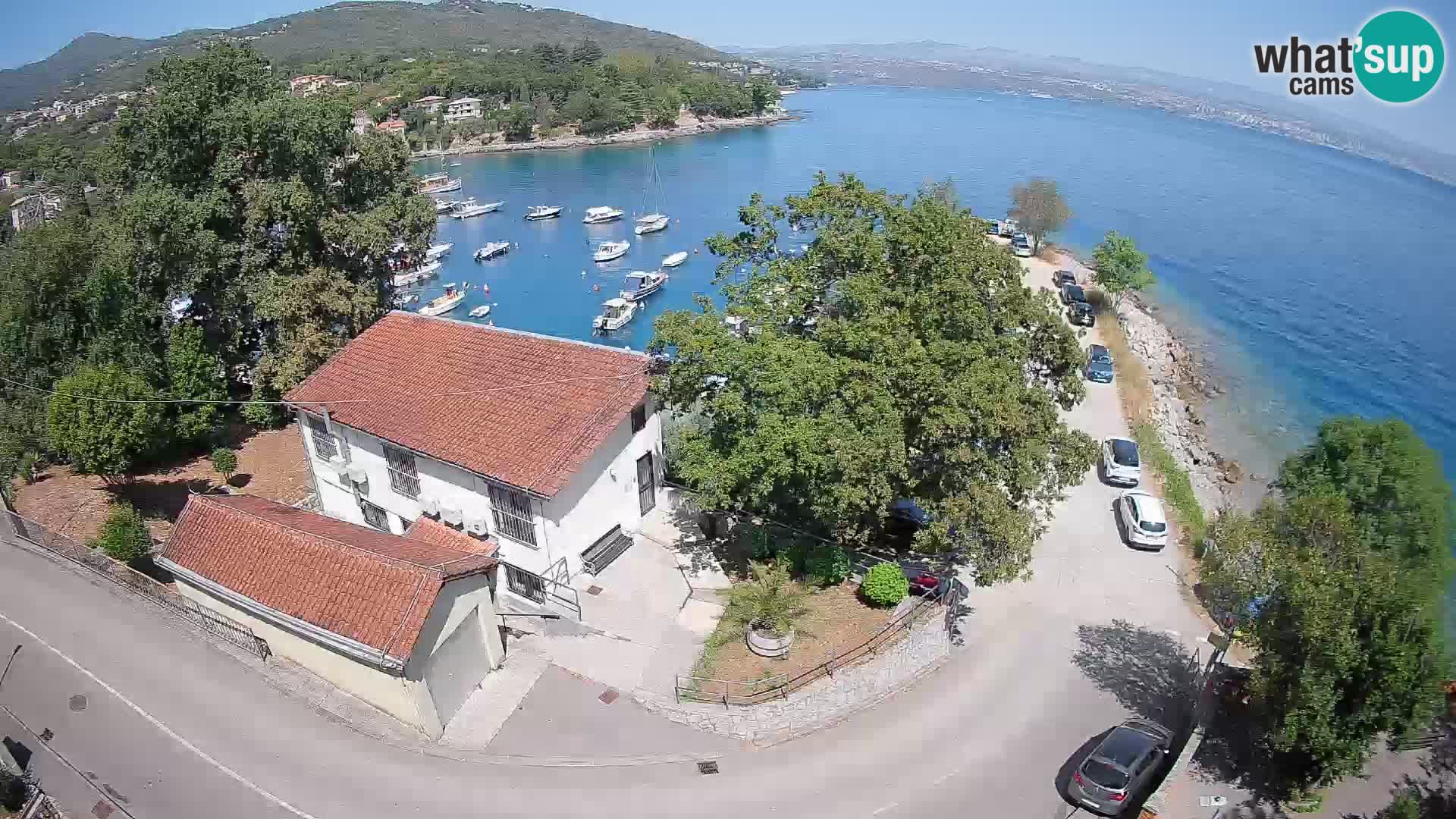 Ika Harbor Webcam – LIVE View of the Harbor and Opatija Lights