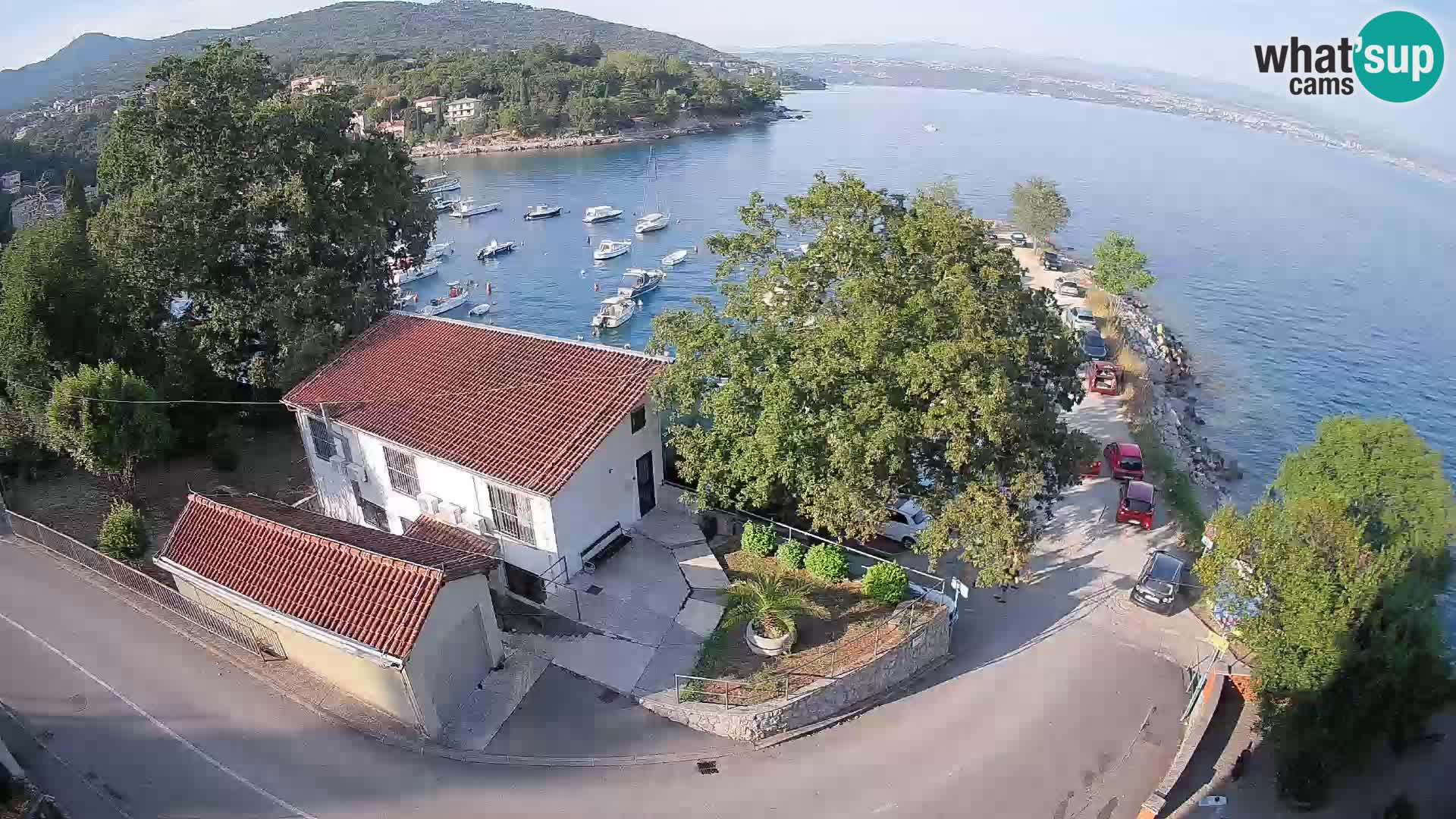 Ika Harbor Webcam – LIVE View of the Harbor and Opatija Lights