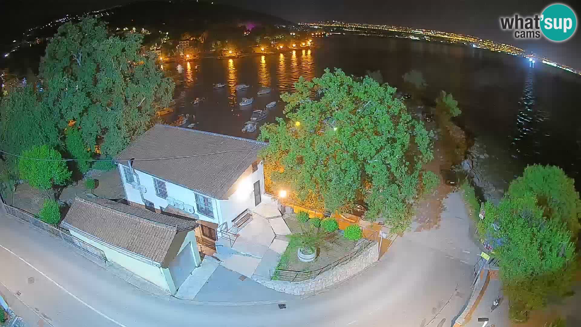Webcam puerto de Ika – Vista en directo y luces de Opatija