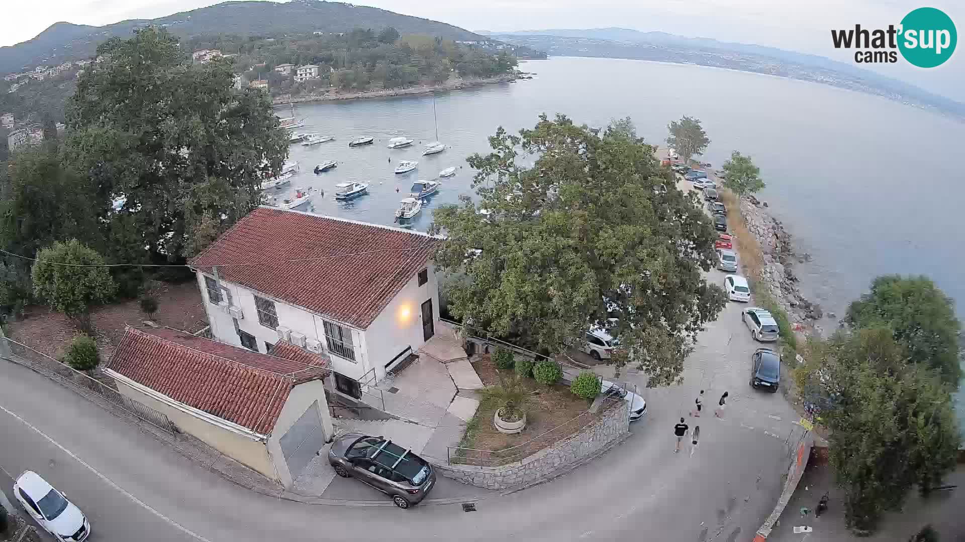 Ika Harbor Webcam – LIVE View of the Harbor and Opatija Lights