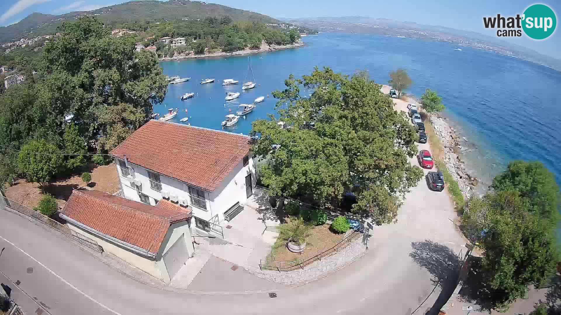 Ika Harbor Webcam – LIVE View of the Harbor and Opatija Lights