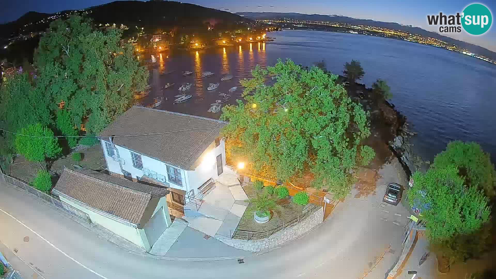Webcam puerto de Ika – Vista en directo y luces de Opatija