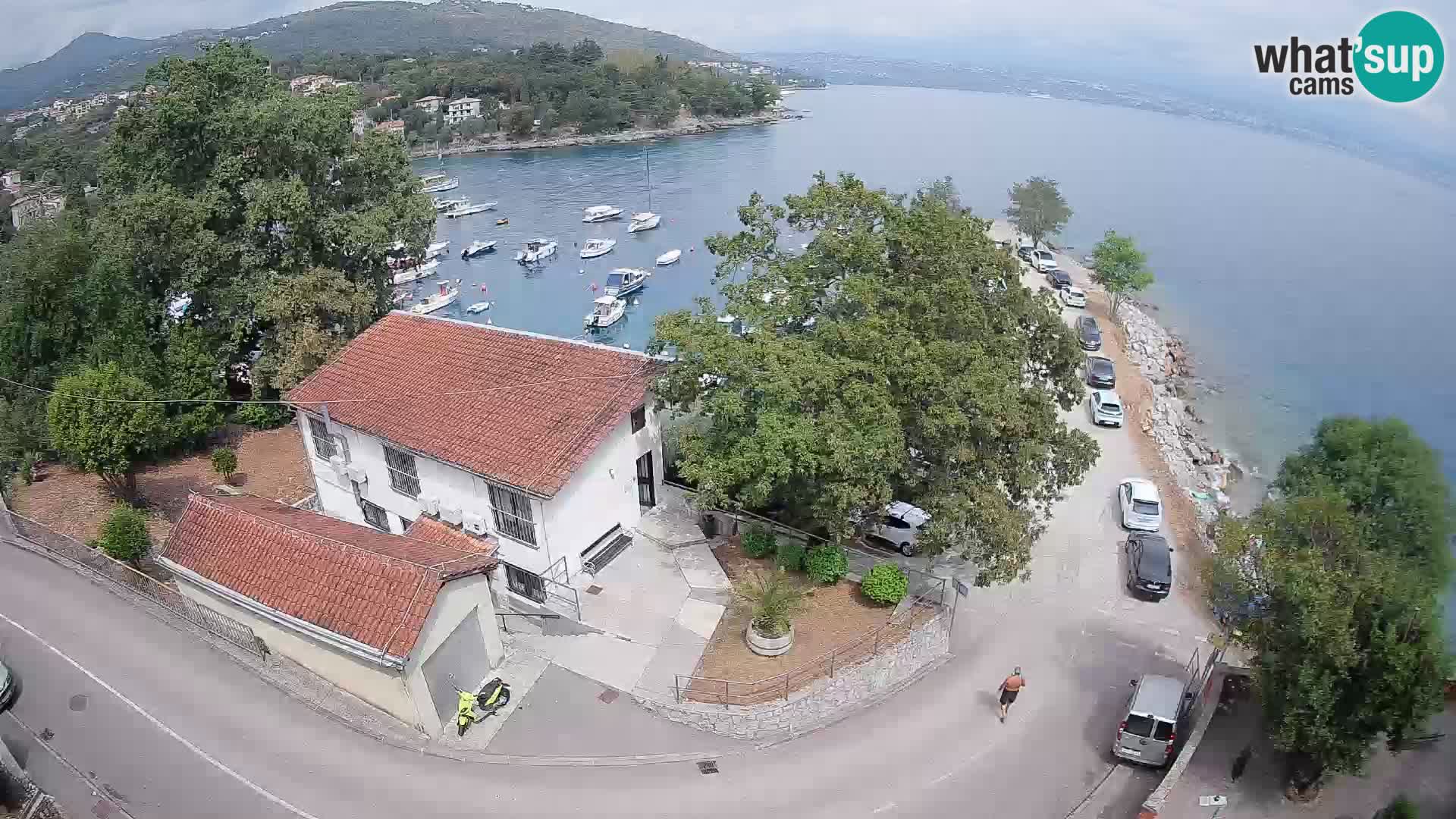 Ika Harbor Webcam – LIVE View of the Harbor and Opatija Lights