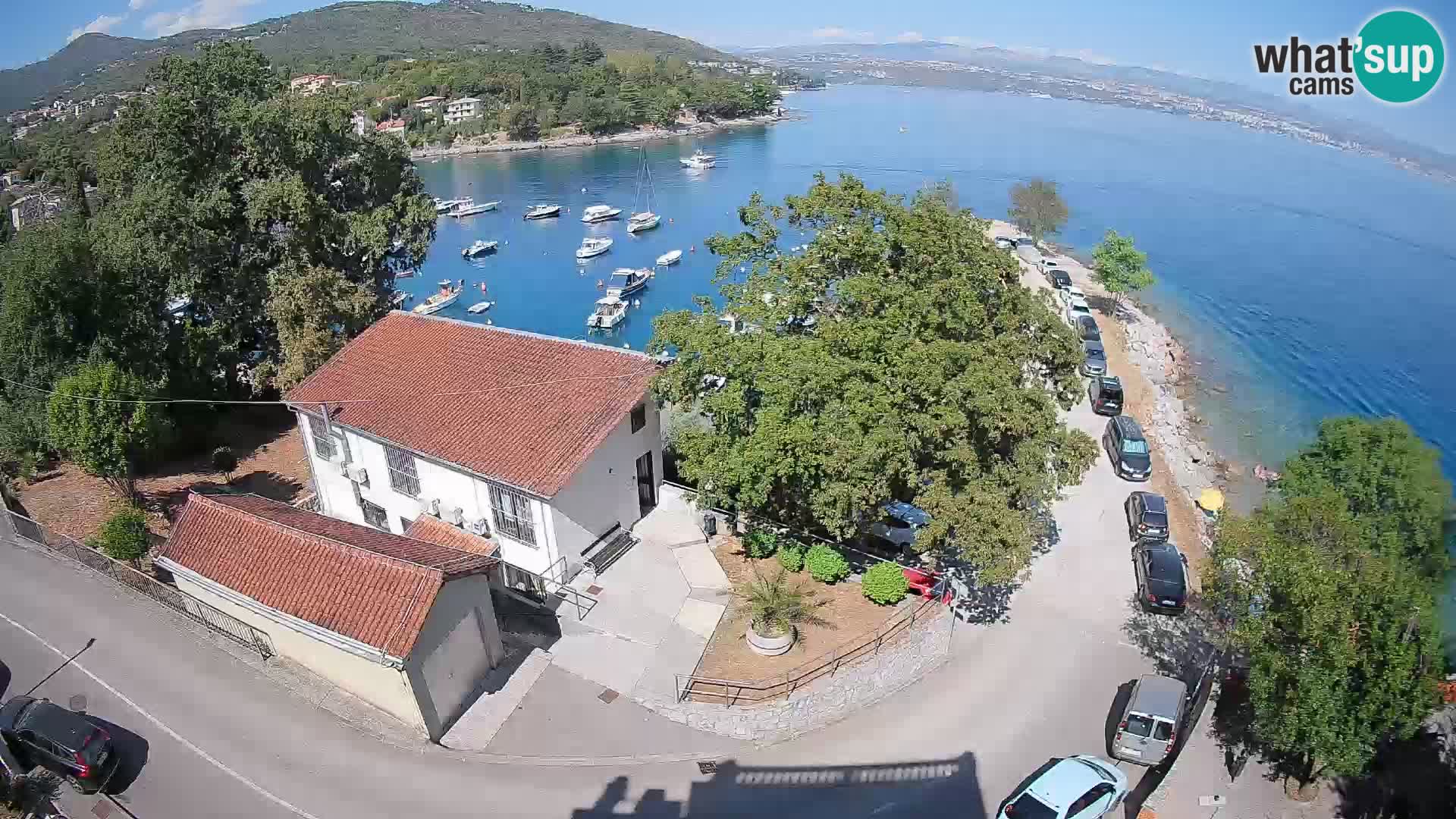 Ika Harbor Webcam – LIVE View of the Harbor and Opatija Lights