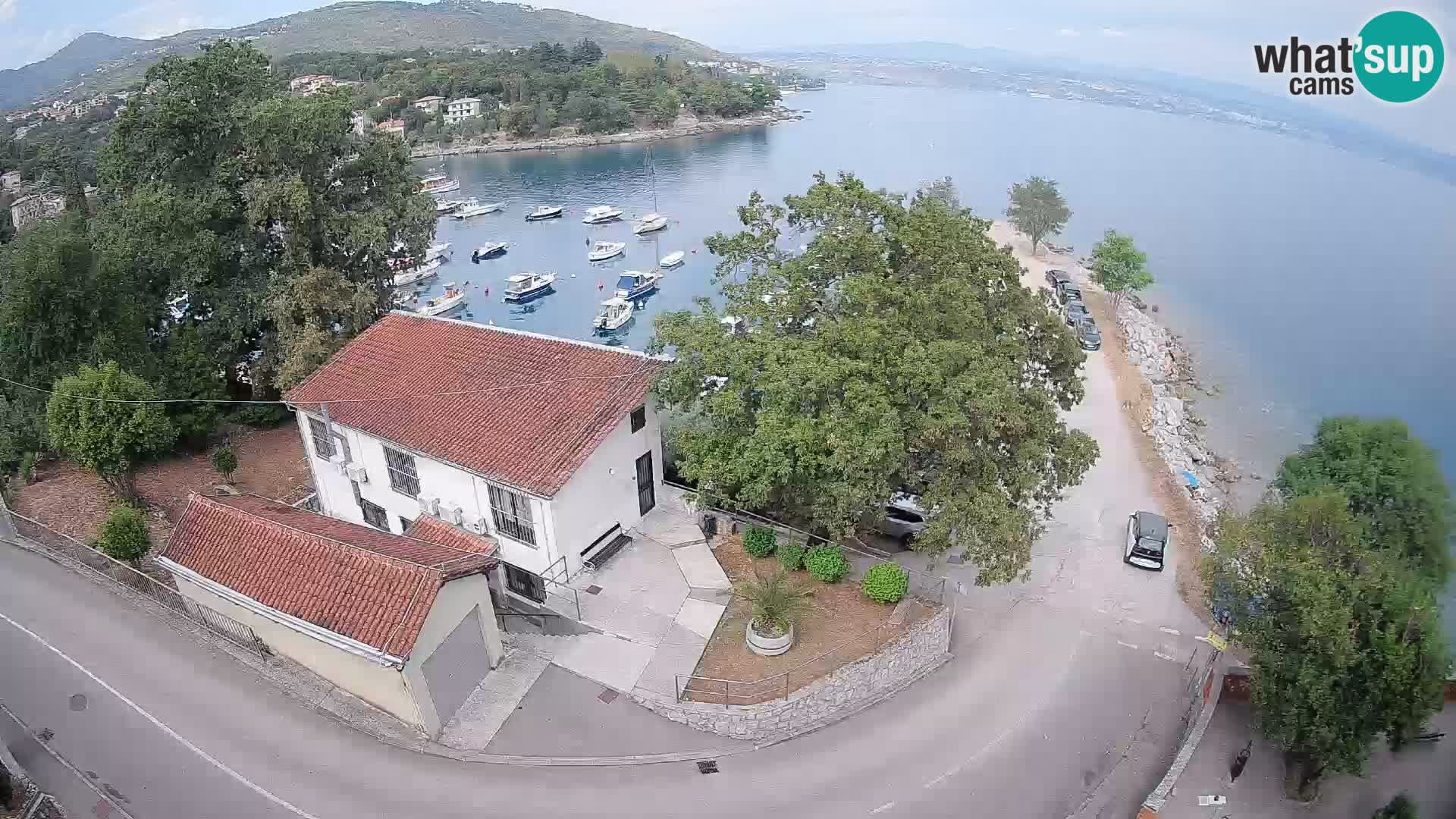 Ika Harbor Webcam – LIVE View of the Harbor and Opatija Lights