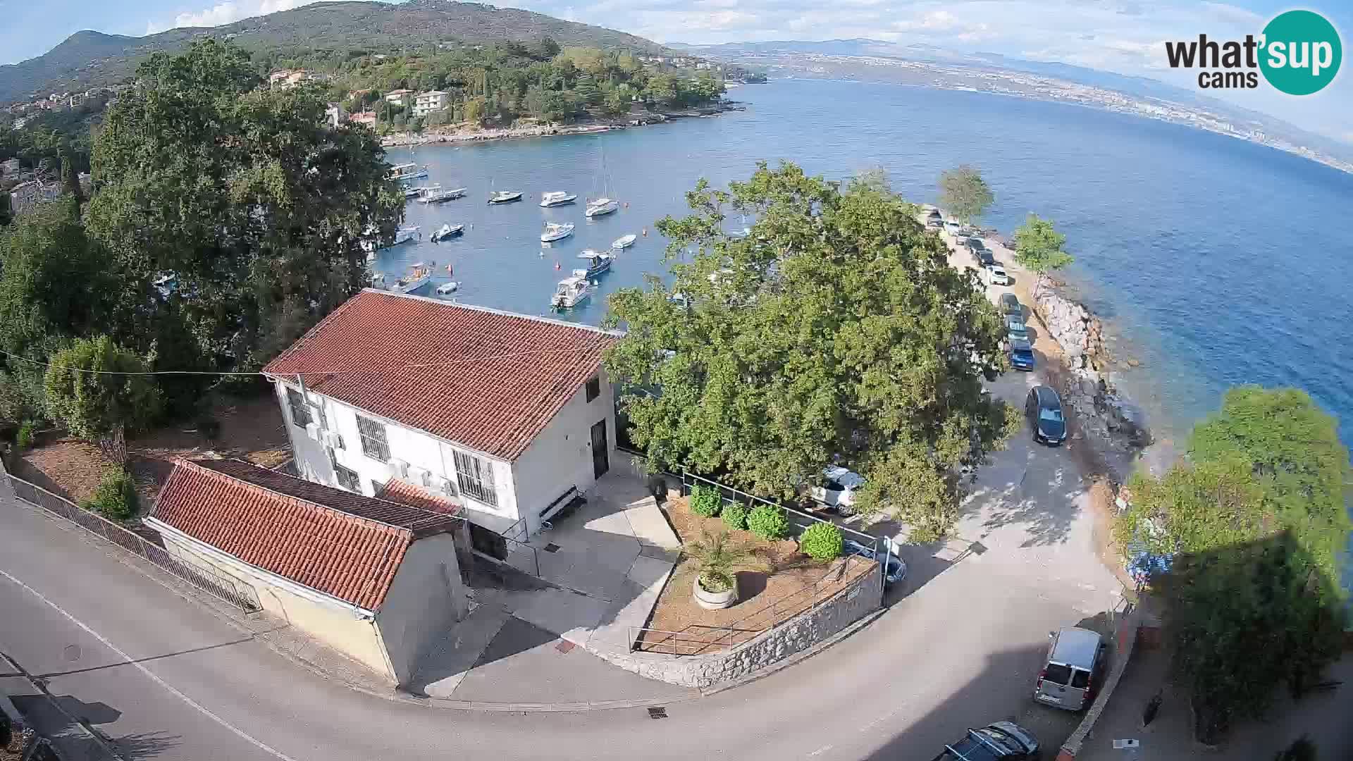 Ika Harbor Webcam – LIVE View of the Harbor and Opatija Lights