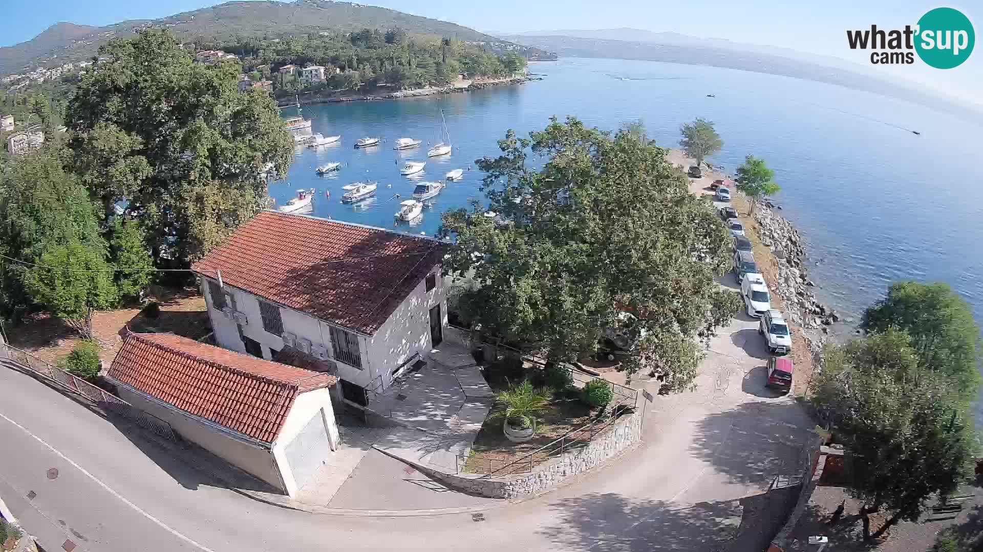 Ika Harbor Webcam – LIVE View of the Harbor and Opatija Lights
