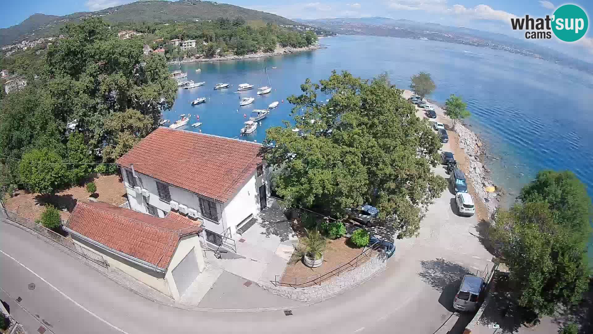 Ika Harbor Webcam – LIVE View of the Harbor and Opatija Lights