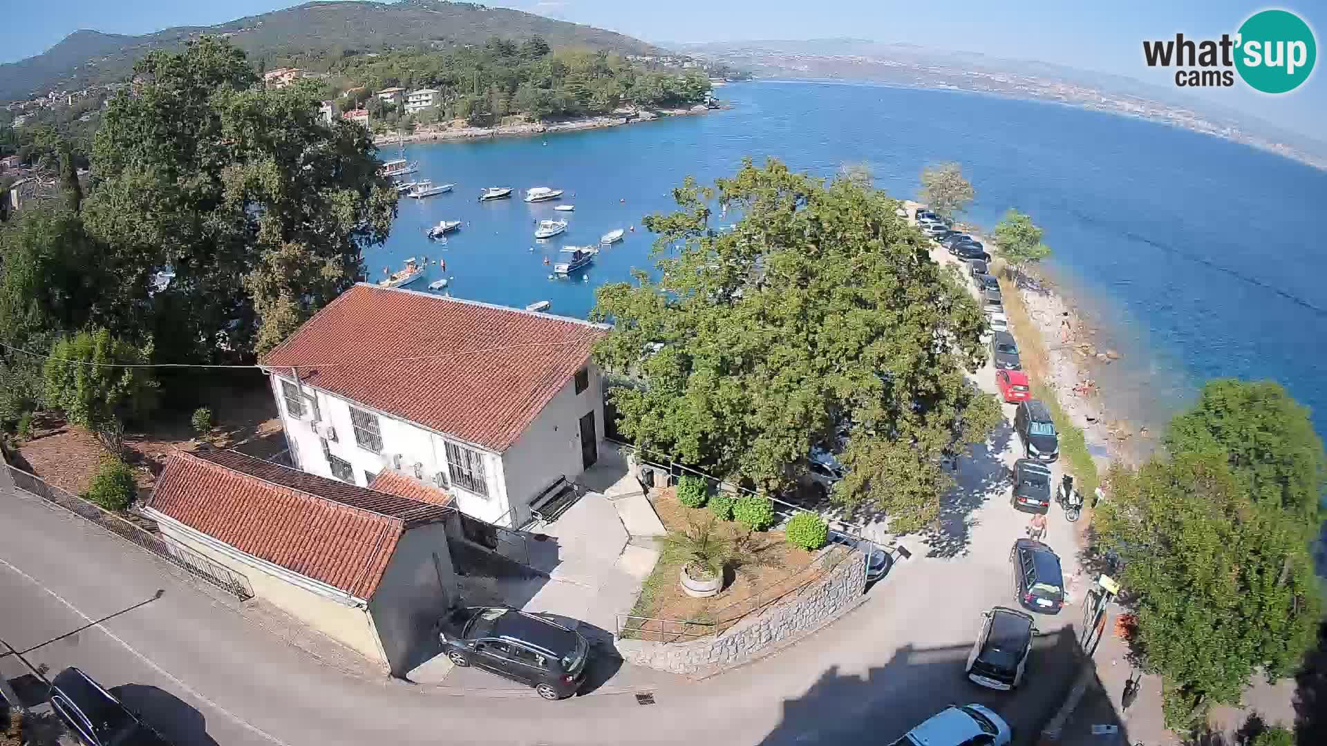Ika Harbor Webcam – LIVE View of the Harbor and Opatija Lights
