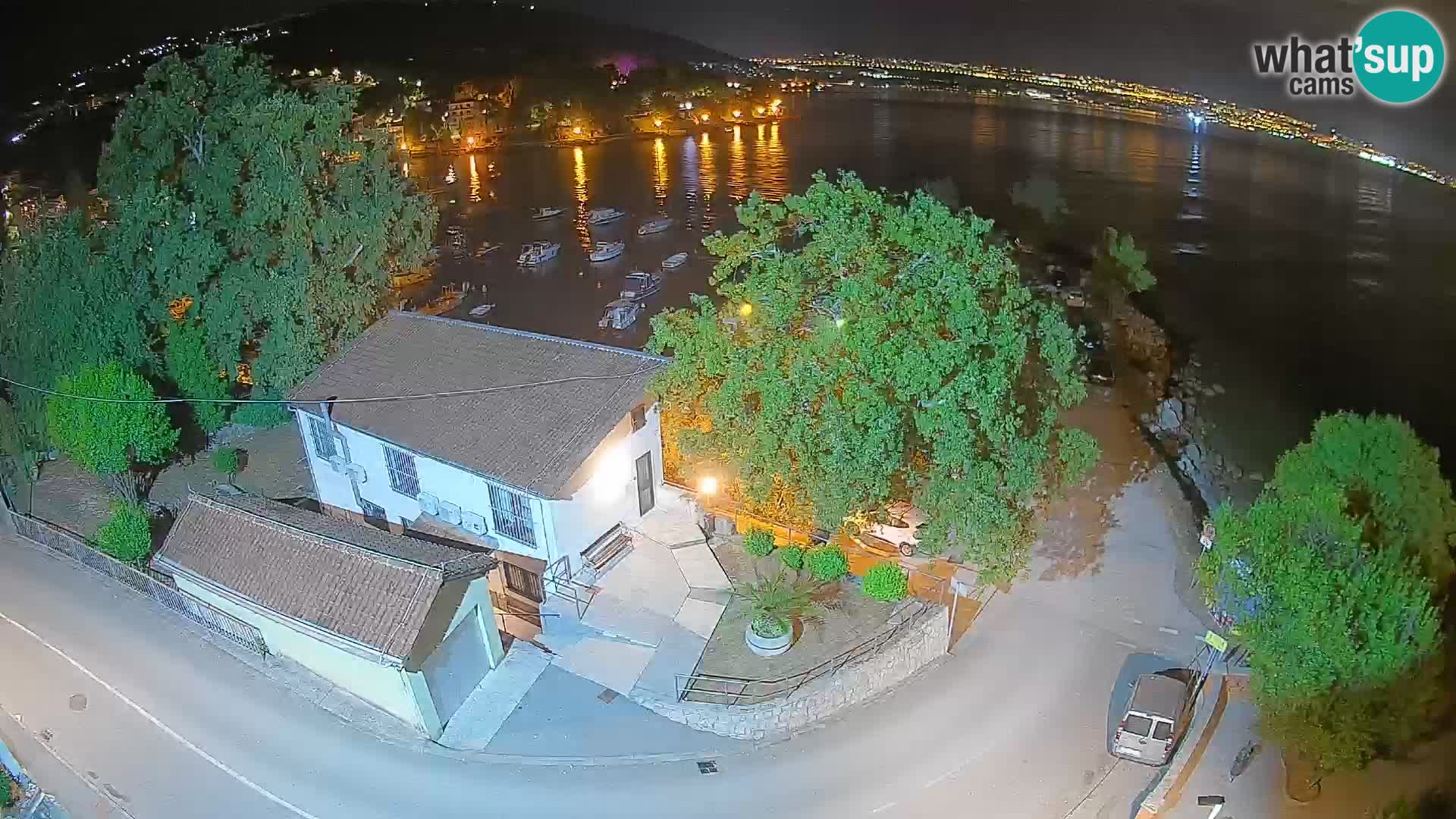 Ika Harbor Webcam – LIVE View of the Harbor and Opatija Lights