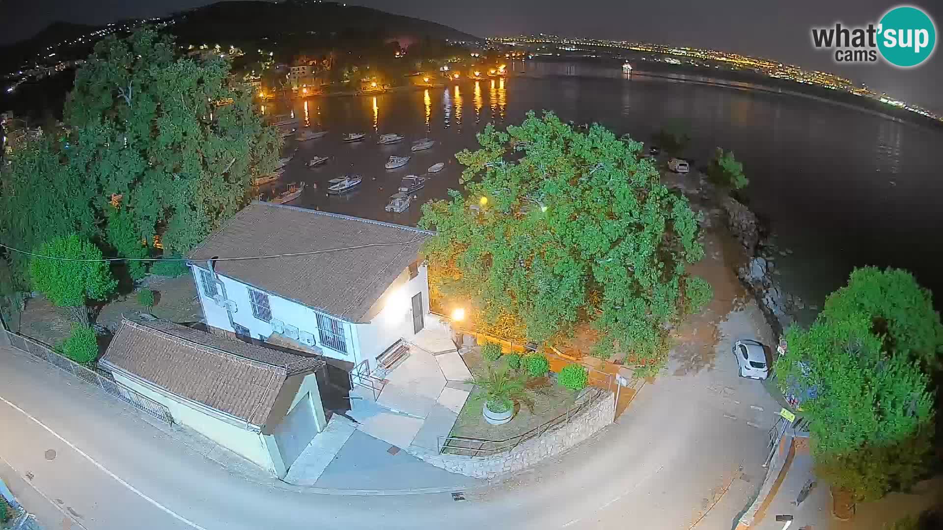 Webcam puerto de Ika – Vista en directo y luces de Opatija