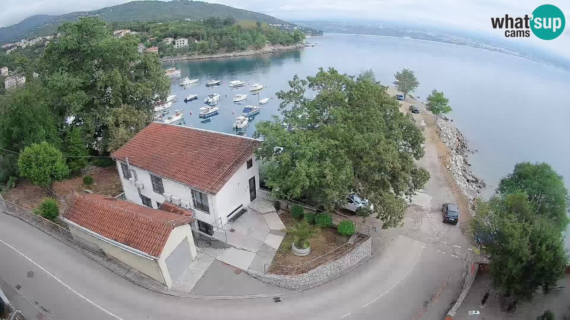 Ika Harbor Webcam – LIVE View of the Harbor and Opatija Lights