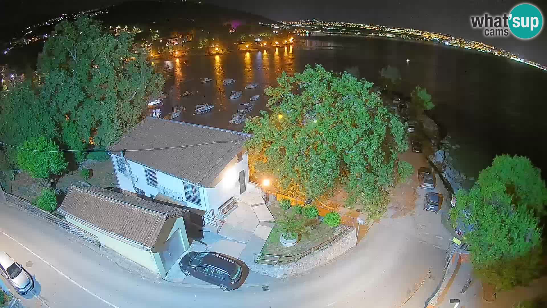 Ika Harbor Webcam – LIVE View of the Harbor and Opatija Lights