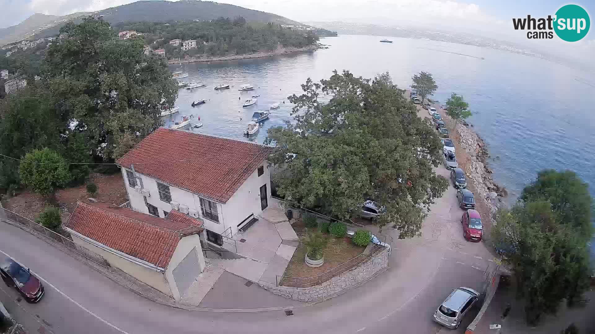 Ika Harbor Webcam – LIVE View of the Harbor and Opatija Lights