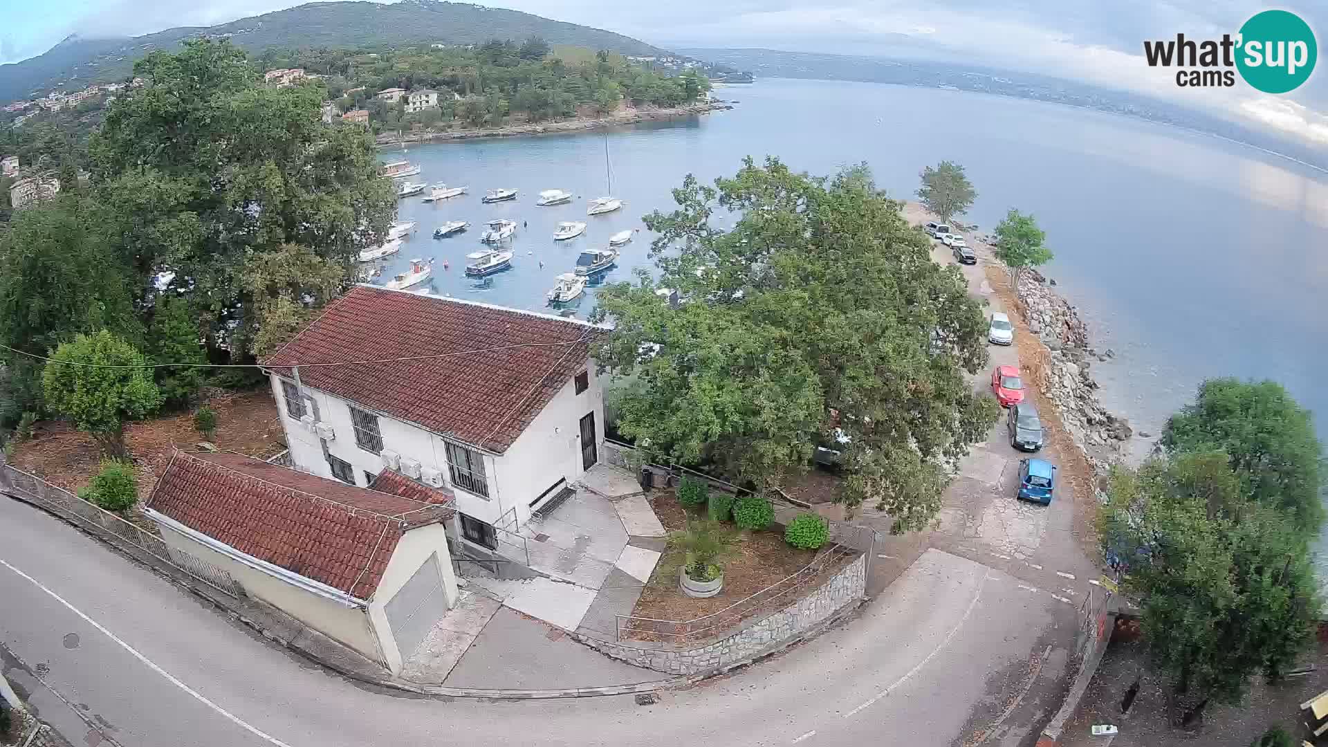Ika Harbor Webcam – LIVE View of the Harbor and Opatija Lights