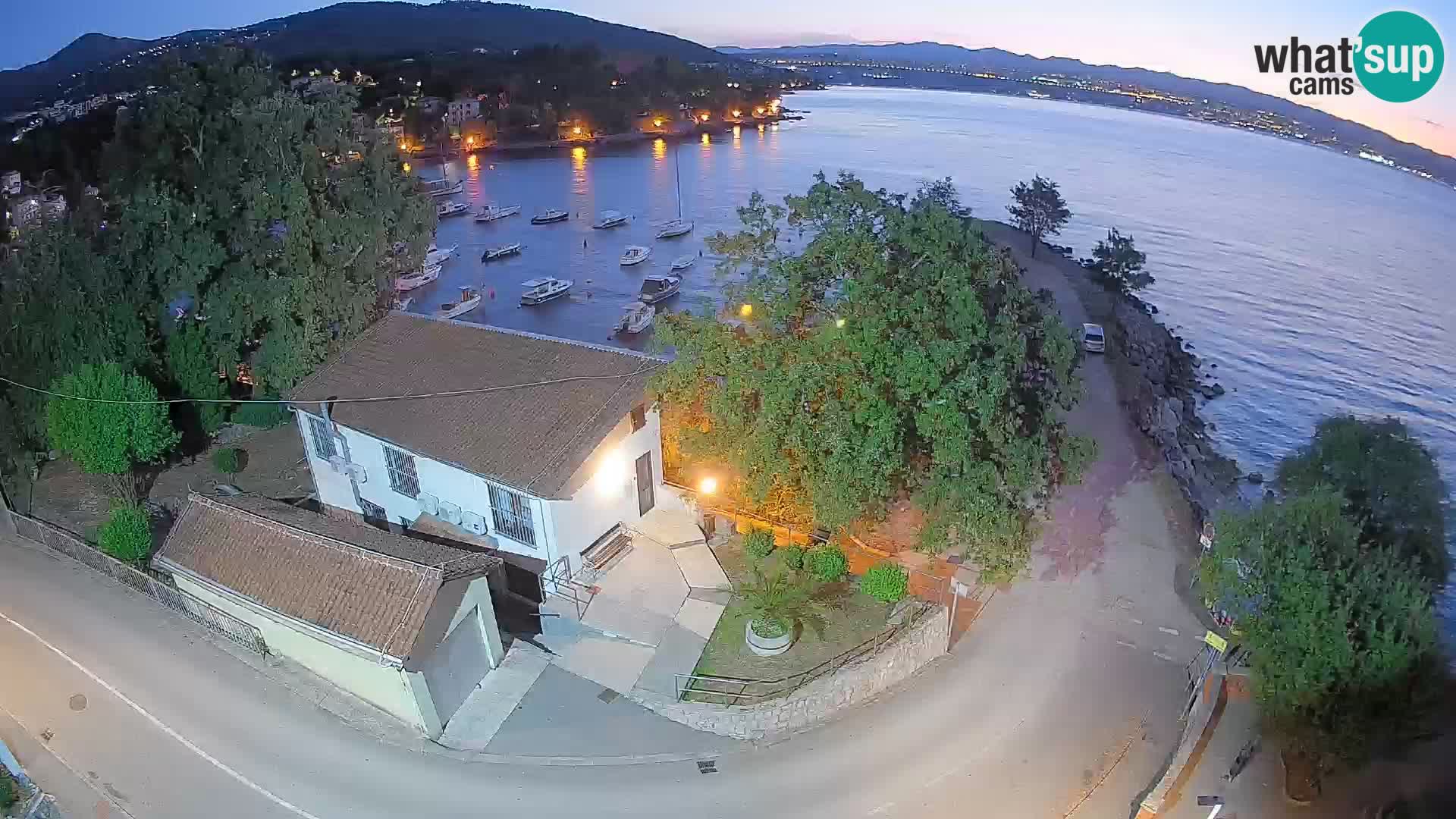 Webcam puerto de Ika – Vista en directo y luces de Opatija