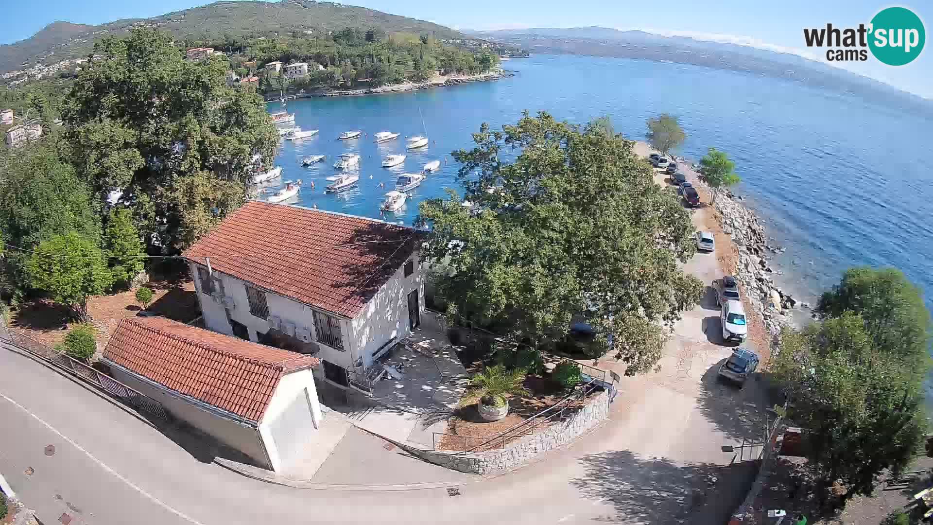 Ika Harbor Webcam – LIVE View of the Harbor and Opatija Lights