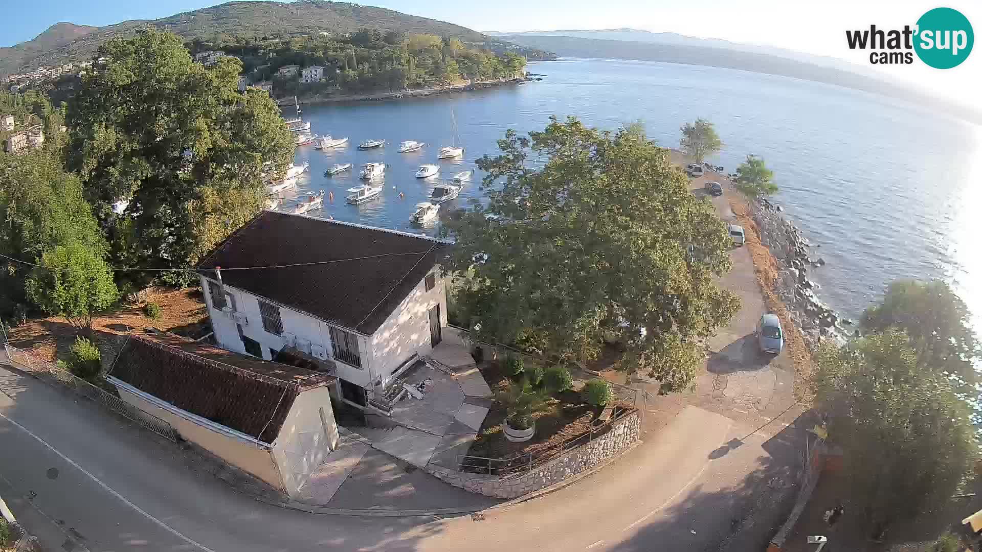 Ika Harbor Webcam – LIVE View of the Harbor and Opatija Lights