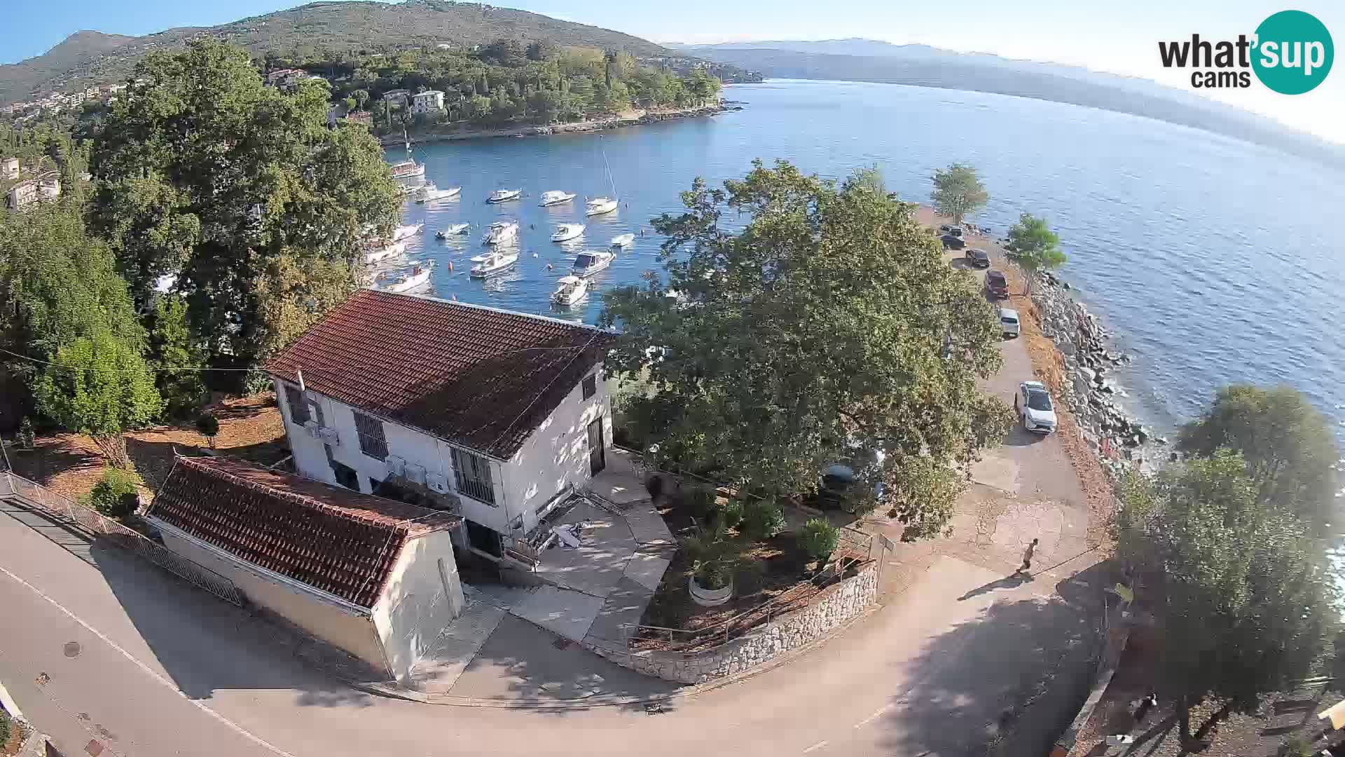 Ika Harbor Webcam – LIVE View of the Harbor and Opatija Lights