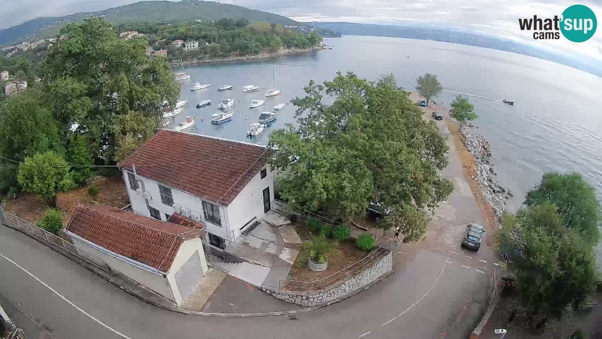 Ika Harbor Webcam – LIVE View of the Harbor and Opatija Lights