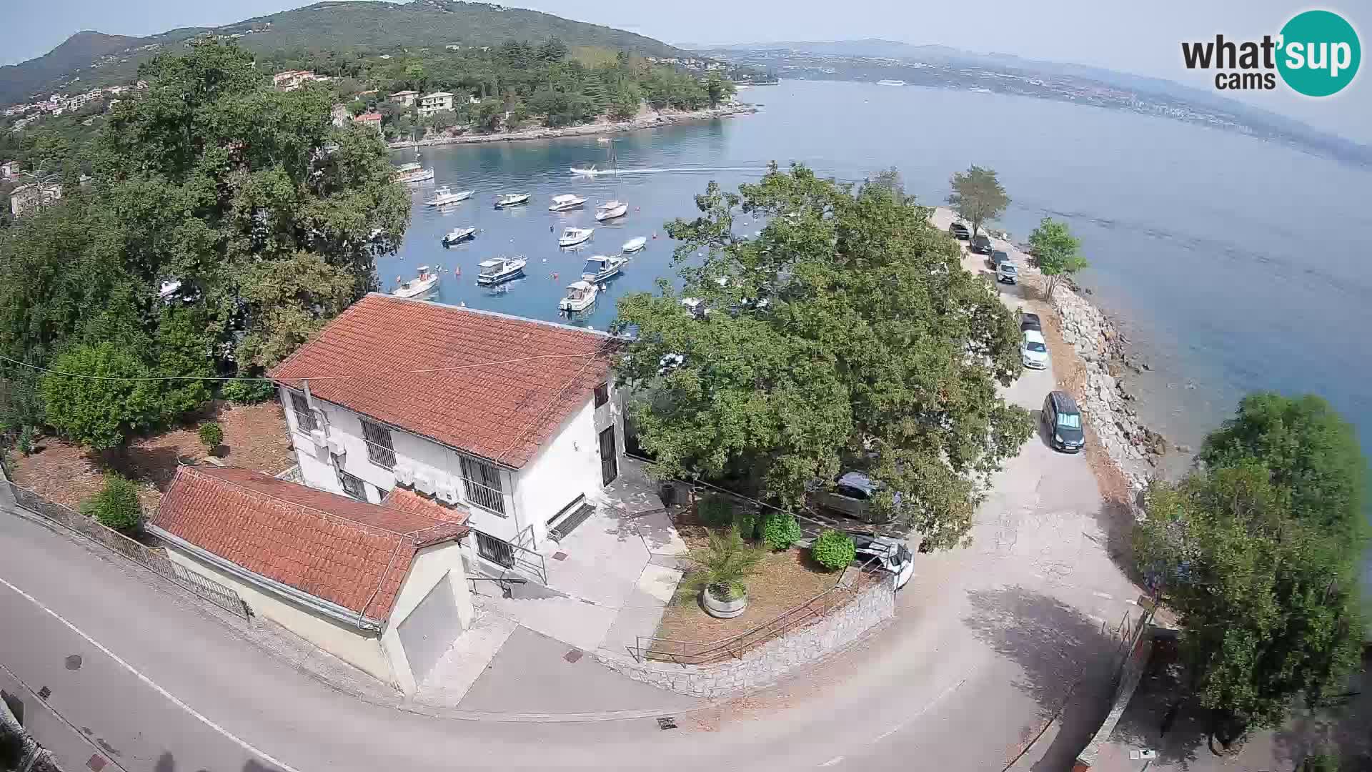 Ika Harbor Webcam – LIVE View of the Harbor and Opatija Lights