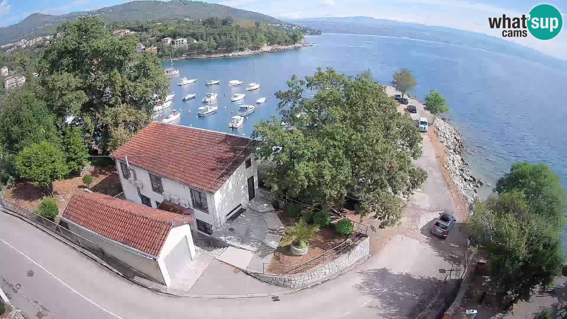 Ika Harbor Webcam – LIVE View of the Harbor and Opatija Lights