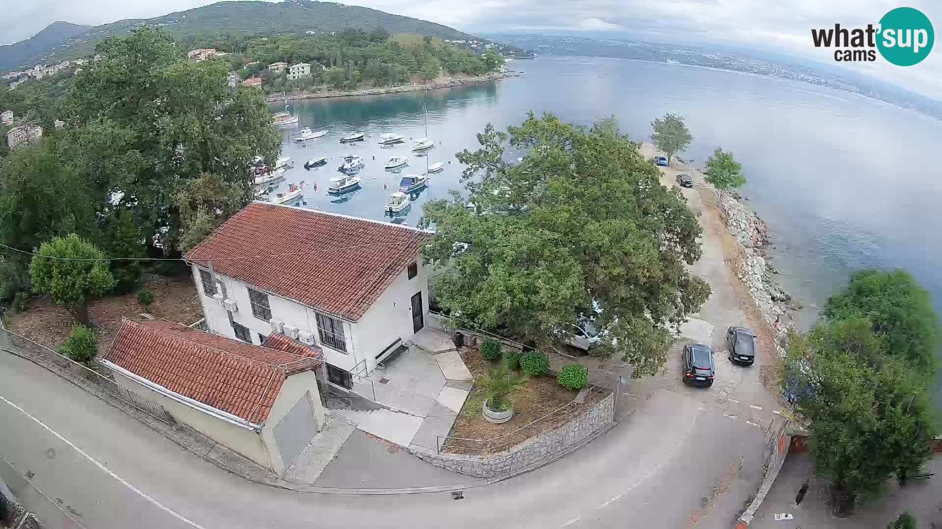 Ika Harbor Webcam – LIVE View of the Harbor and Opatija Lights