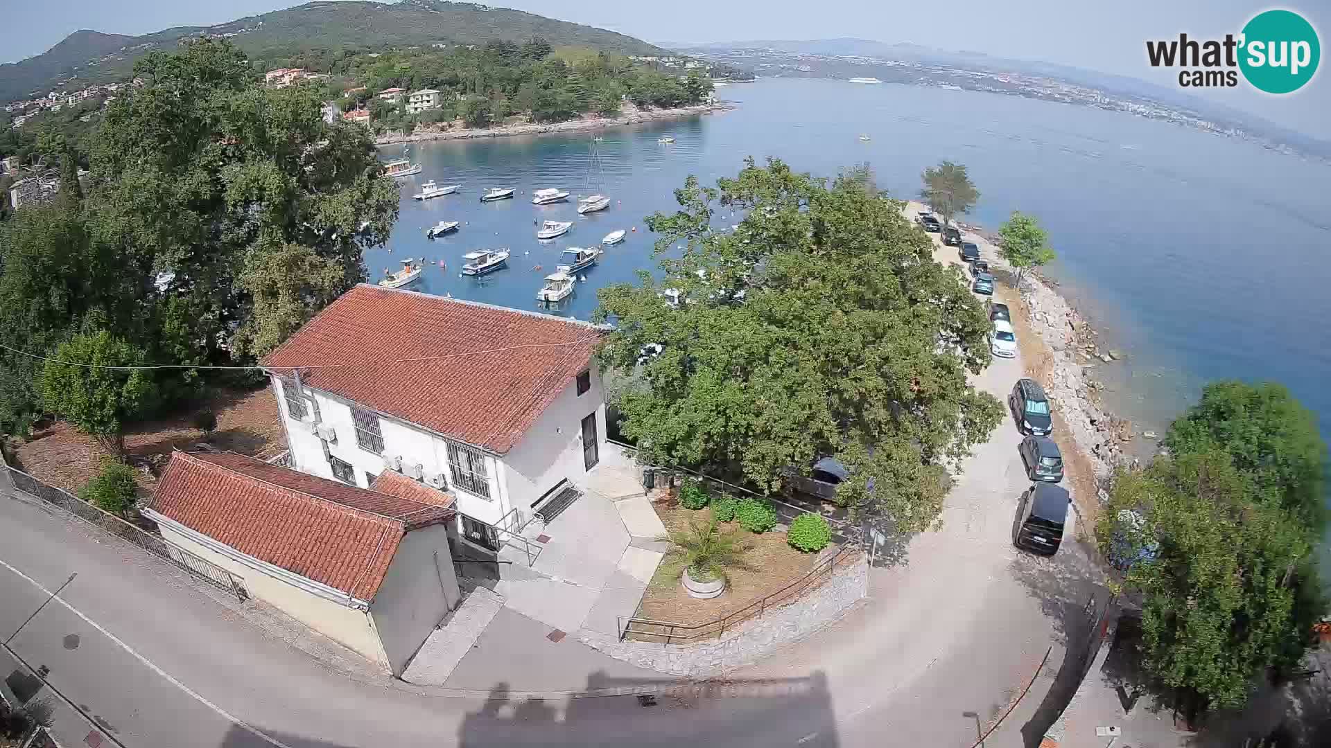 Ika Harbor Webcam – LIVE View of the Harbor and Opatija Lights