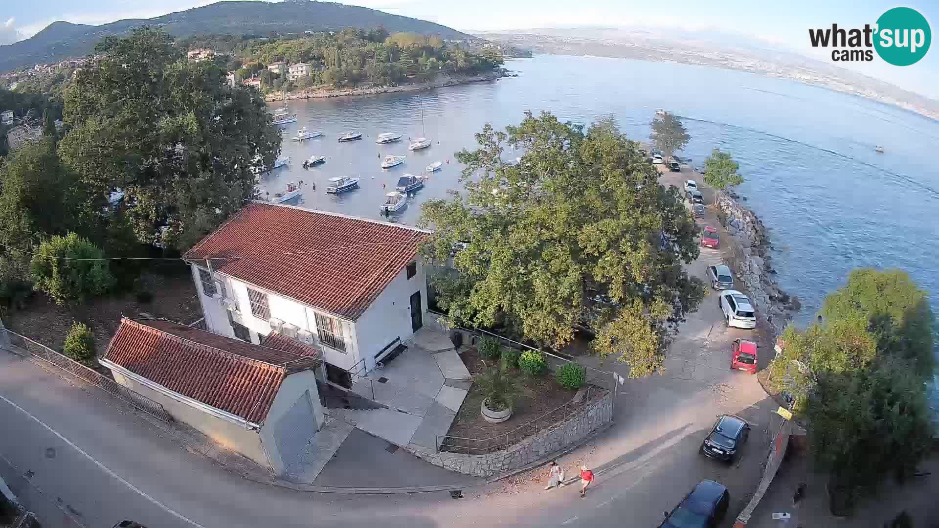 Ika Harbor Webcam – LIVE View of the Harbor and Opatija Lights